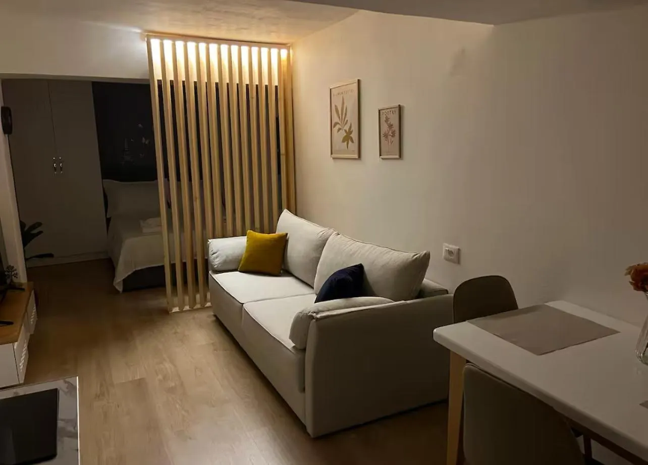 Apartment Cozy Home In City Center Tirana Albania